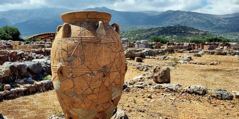 Άποψη του μινωικού ανακτόρου στα Μάλια