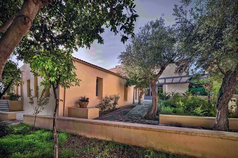 Οικία Γιάννη και Μίκη Θεοδωράκη στον Γαλατά Χανίων