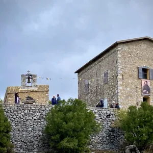 Ο πύργος του Χατζημιχάλη Γιάνναρη στον Ομαλό